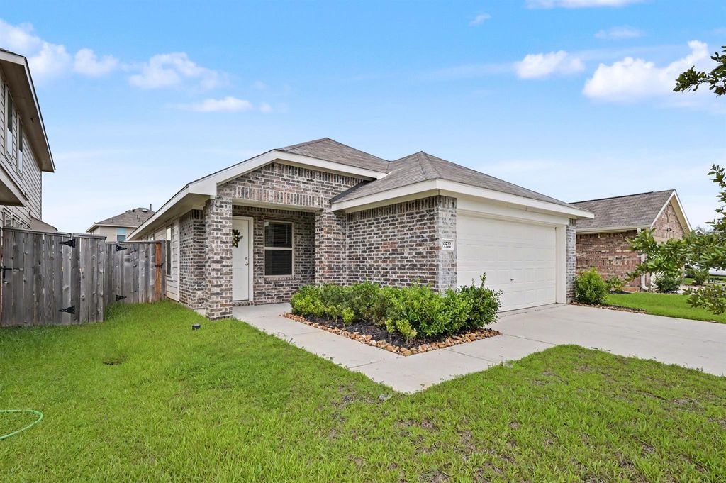 19522 Oliveto Court, New Caney, TX 77357
