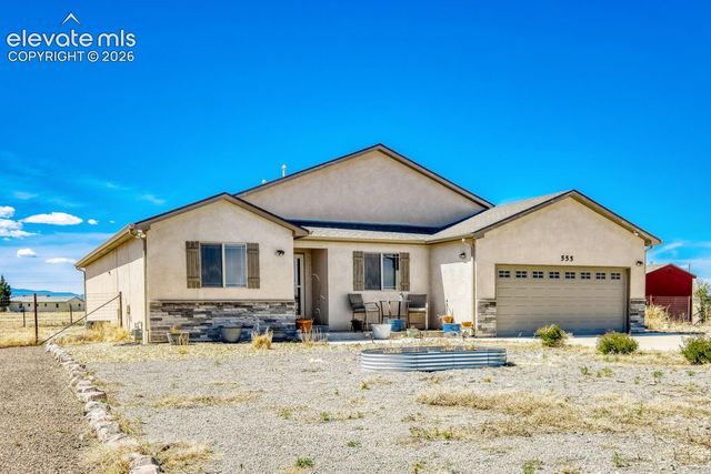 555 N Verbena Drive, Pueblo, CO 81007