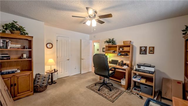 82 Magrath Drive, Bella Vista, AR 72715