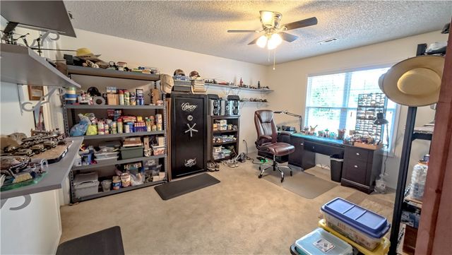 82 Magrath Drive, Bella Vista, AR 72715