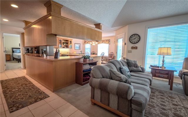 82 Magrath Drive, Bella Vista, AR 72715