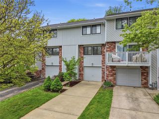 1002 Ryeland, South Fayette, PA 15017