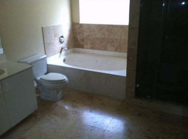 8908 NW 187th Street, Hialeah, FL 33018