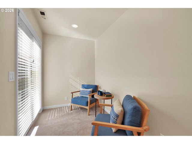 2899 RIVERWALK Loop, Eugene, OR 97401