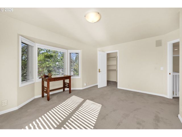 2899 RIVERWALK Loop, Eugene, OR 97401