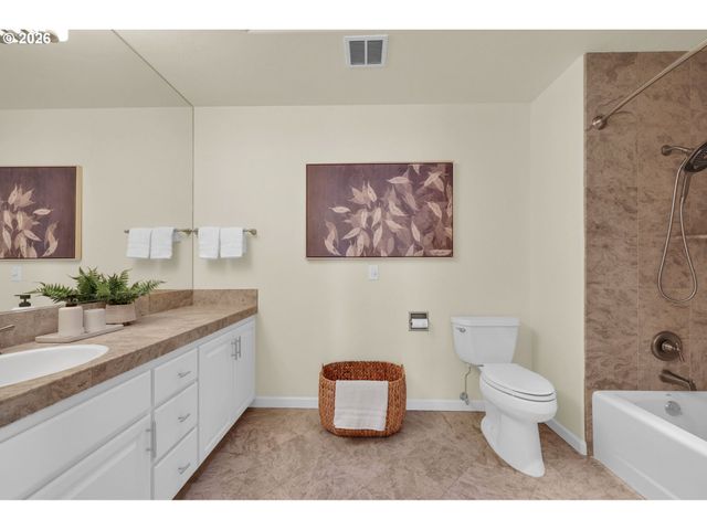 2899 RIVERWALK Loop, Eugene, OR 97401