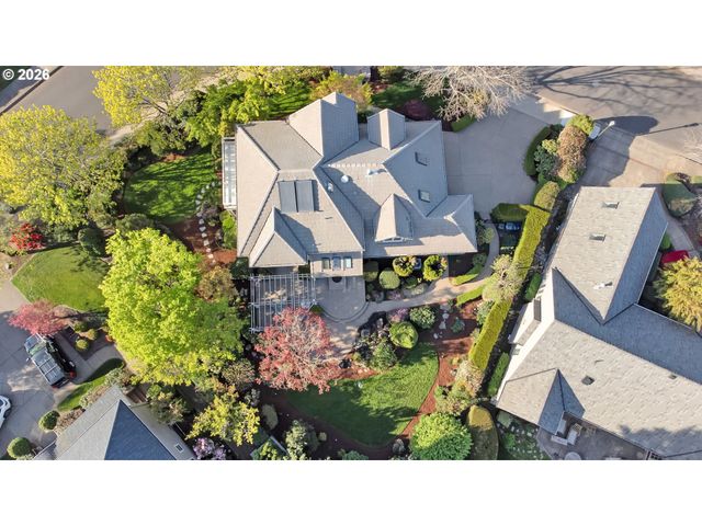 2899 RIVERWALK Loop, Eugene, OR 97401