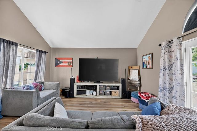 39055 Via Las Sintras, Murrieta, CA 92562