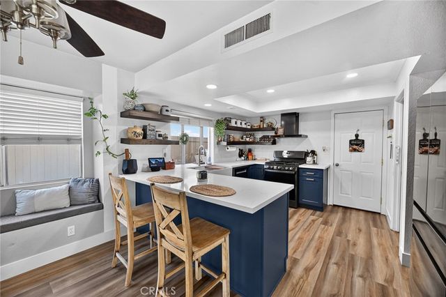 39055 Via Las Sintras, Murrieta, CA 92562