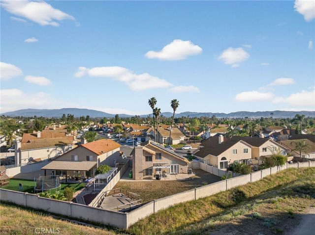 39055 Via Las Sintras, Murrieta, CA 92562