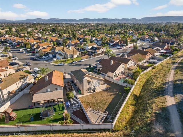 39055 Via Las Sintras, Murrieta, CA 92562