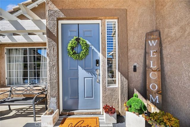 39055 Via Las Sintras, Murrieta, CA 92562