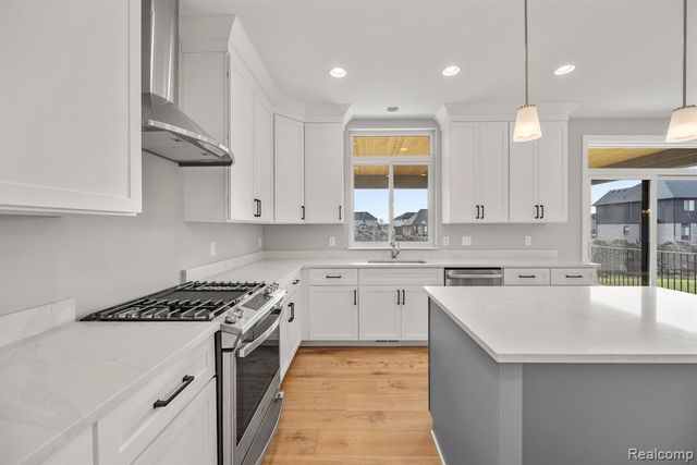 19840 Tranquility Drive, Macomb, MI 48042