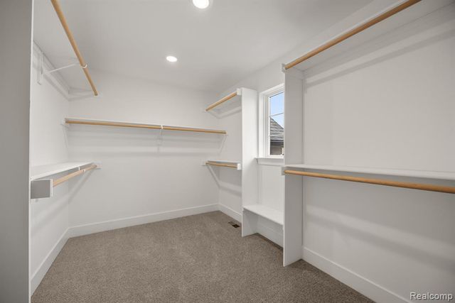 19840 Tranquility Drive, Macomb, MI 48042