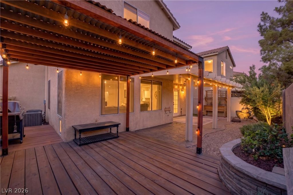 1421 Winters Run Avenue, Las Vegas, NV 89183 — photo 3