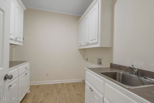 119 Middle Field Drive, Canton, MS 39046