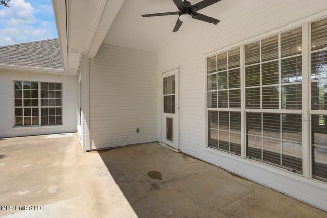 119 Middle Field Drive, Canton, MS 39046