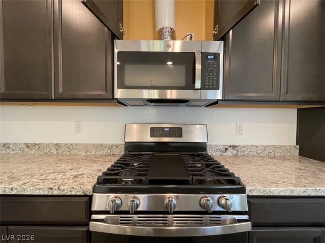 965 Nevada State Drive 22104, Henderson, NV 89002