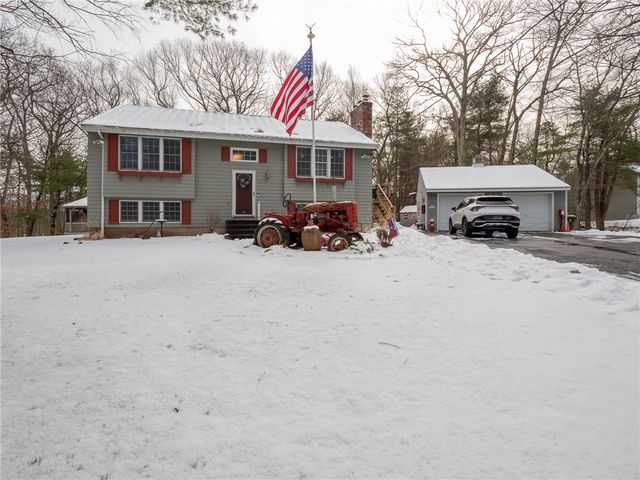 20 Whitney Lane, Burrillville, RI 02858