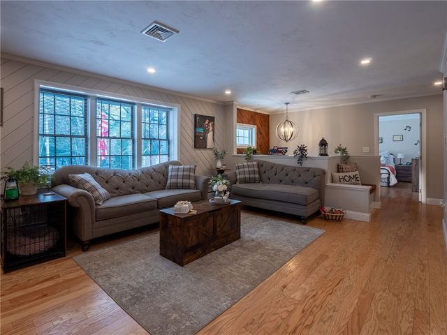 20 Whitney Lane, Burrillville, RI 02858