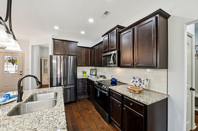 167 Fairview Street, Clayton, NC 27520