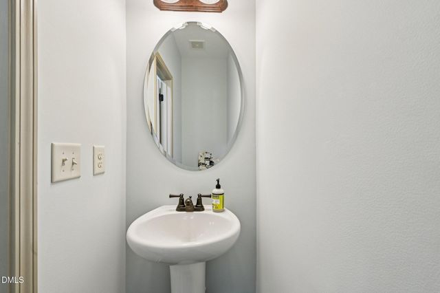 167 Fairview Street, Clayton, NC 27520