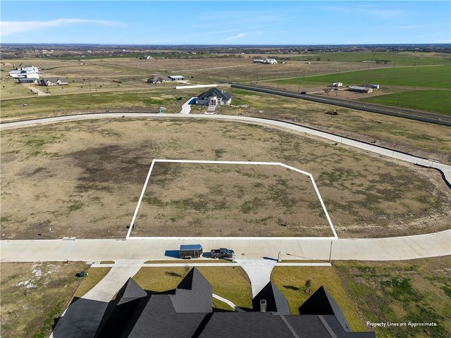 118 Iris Street, Lorena, TX 76655