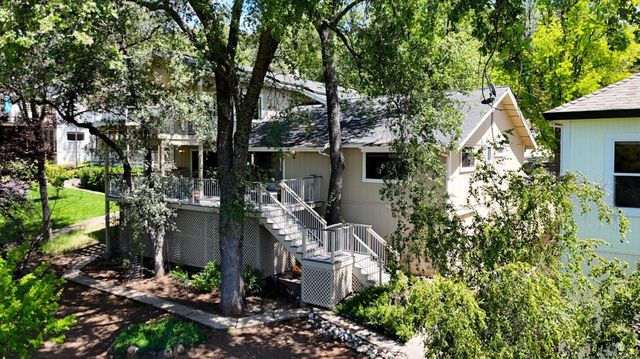12462 Lake Wildwood Dr, Penn Valley, CA 95946