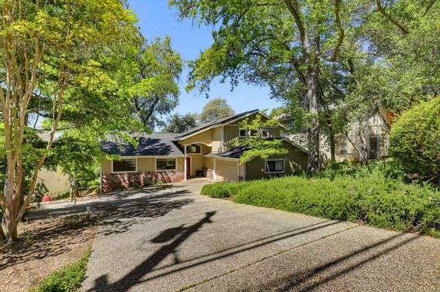 12462 Lake Wildwood Dr, Penn Valley, CA 95946