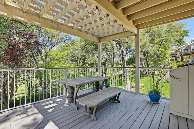 12462 Lake Wildwood Dr, Penn Valley, CA 95946