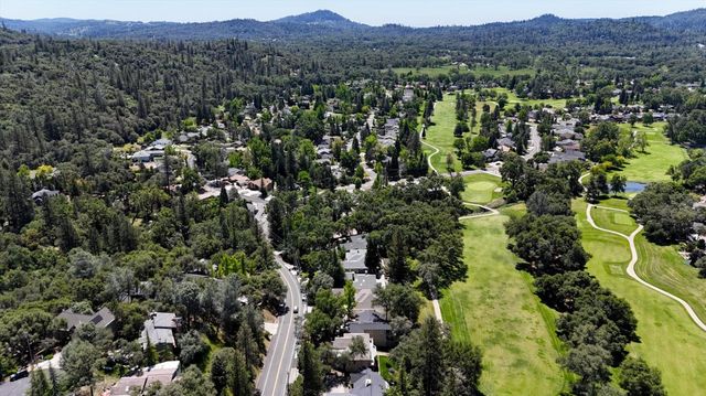 12462 Lake Wildwood Dr, Penn Valley, CA 95946