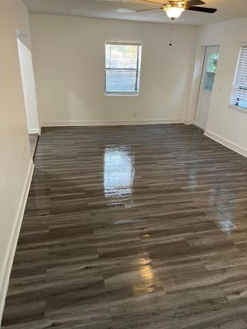 9569 Richmond Circle, Boca Raton, FL 33434