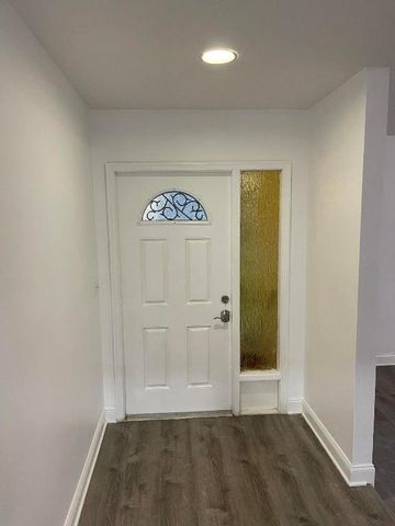 9569 Richmond Circle, Boca Raton, FL 33434