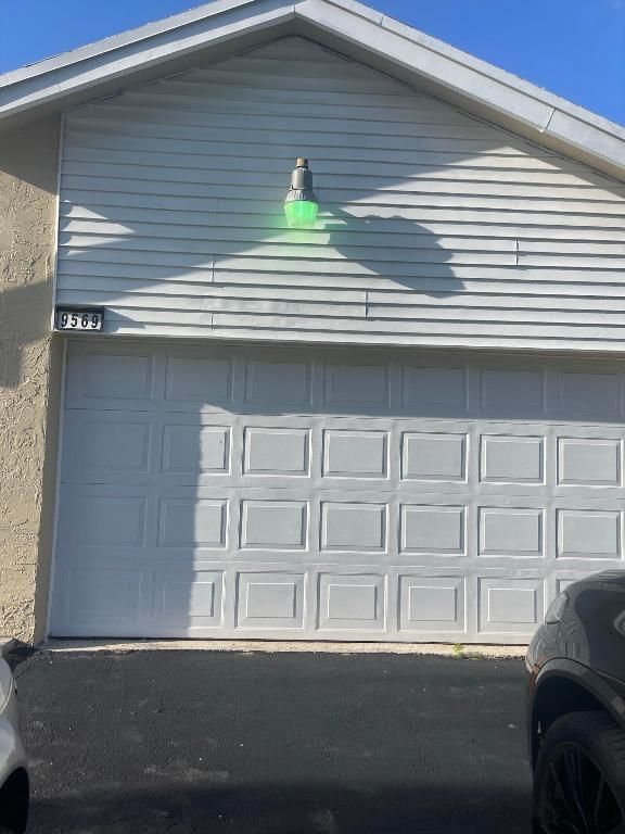 9569 Richmond Circle, Boca Raton, FL 33434