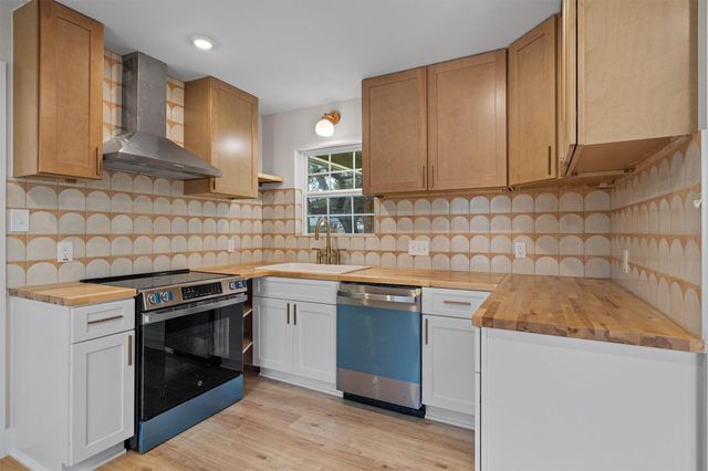 8801 Little Walnut DR, Austin, TX 78753