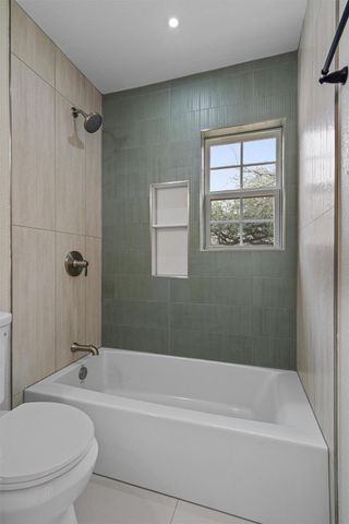 8801 Little Walnut DR, Austin, TX 78753