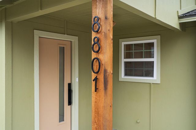 8801 Little Walnut DR, Austin, TX 78753