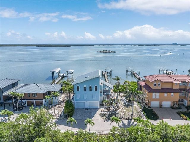 21401 Widgeon TER, Fort Myers Beach, FL 33931