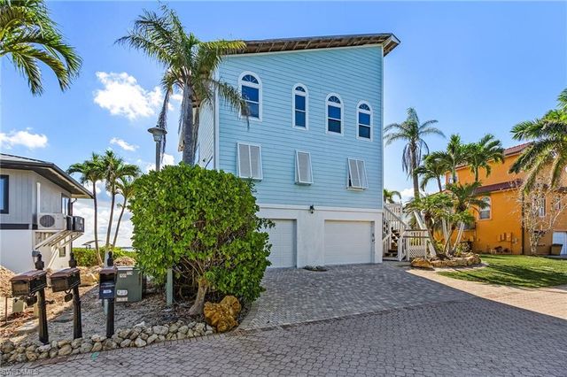 21401 Widgeon TER, Fort Myers Beach, FL 33931