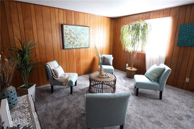 1344 Lander Road, Mayfield Heights, OH 44124