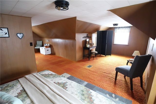 1344 Lander Road, Mayfield Heights, OH 44124