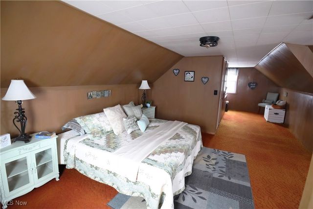 1344 Lander Road, Mayfield Heights, OH 44124