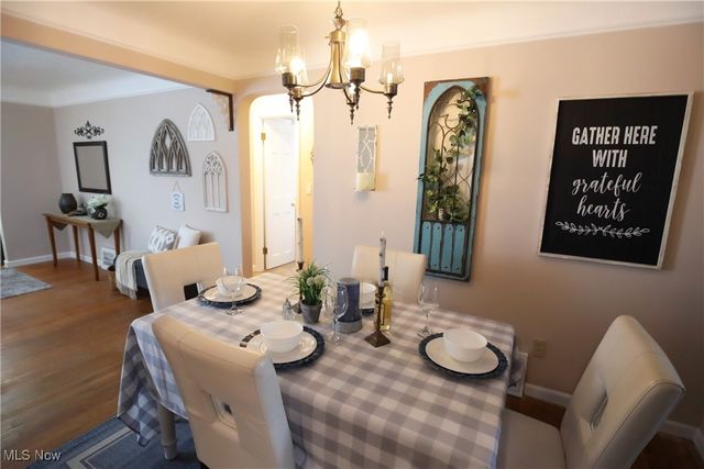 1344 Lander Road, Mayfield Heights, OH 44124