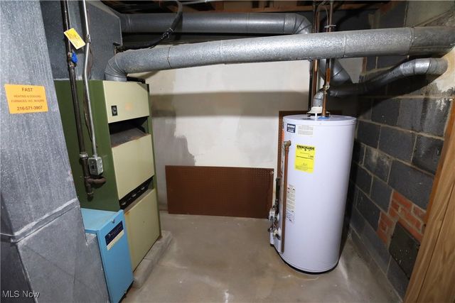 1344 Lander Road, Mayfield Heights, OH 44124