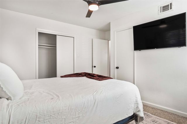 416 Simmons, Hurst, TX 76053