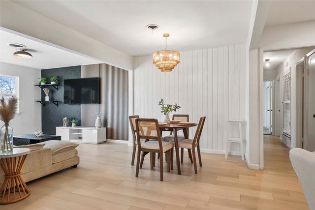 416 Simmons, Hurst, TX 76053