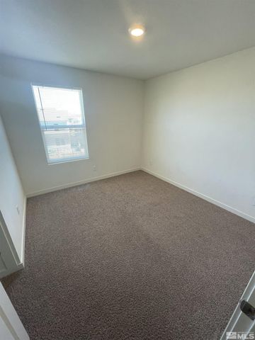 8839 Wolf Moon Drive, Reno, NV 89506