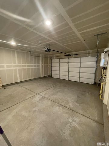 8839 Wolf Moon Drive, Reno, NV 89506