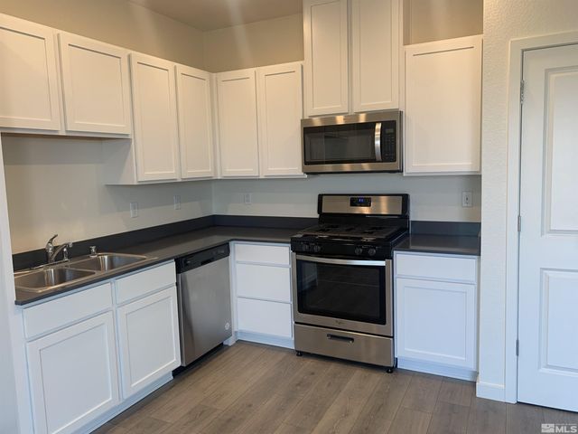 8839 Wolf Moon Drive, Reno, NV 89506