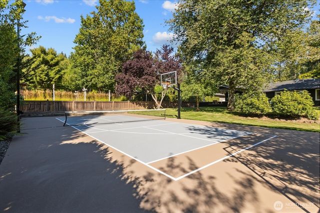 18607 165th Avenue NE, Woodinville, WA 98072